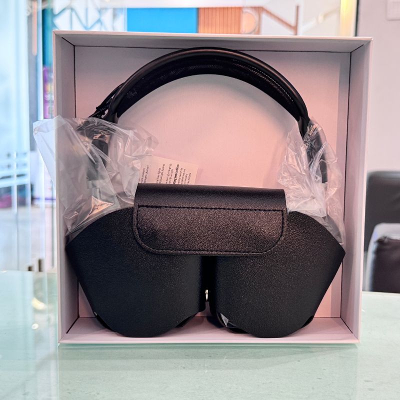 AirPods Max Wireless Over-Ear Headphones | Active Noise Cancelling | Spatial Audio | Random Color